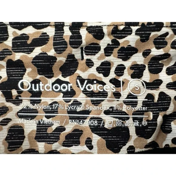 Outdoor Voices Leopard Cheetah TechSweat Flex Move Free 7/8 Leggings Small S C - Picture 5 of 5